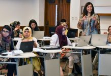 11 AKDN Staff and Alumni amongst 100 Outstanding Nurses and Midwives 11 AKDN Staff and Alumni