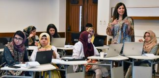 11 AKDN Staff and Alumni