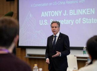 Blinken calls for US, China to manage differences