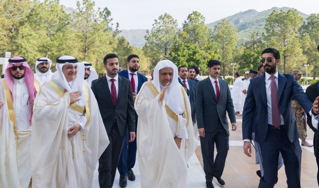 WhatsApp-Image-2024-04-12-at-18.05.56-1568x924