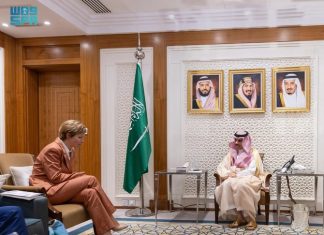 Saudi FM hosts French presidential advisor for Middle East, North Africa